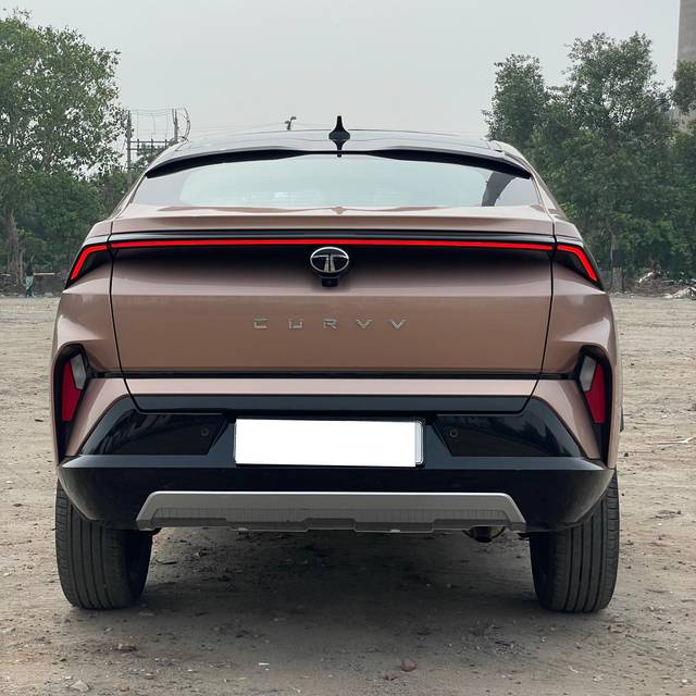 https://images10.gaadi.com/usedcar_image/4617227/original/processed_49490a8f1fc65edff3d38742173c7634.jpg?imwidth=6402