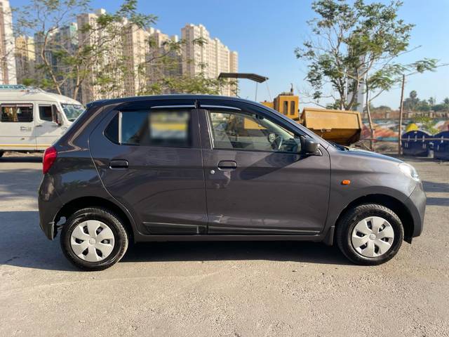 https://images10.gaadi.com/usedcar_image/4617261/original/processed_fe3161952af5f7fb9069b27af29b1ba2.jpg?imwidth=6401