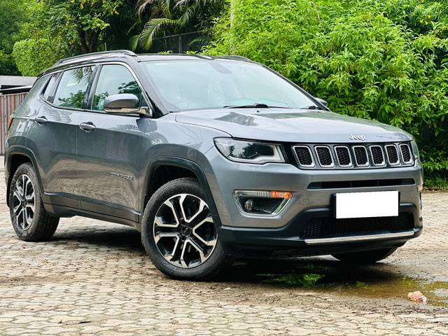 https://images10.gaadi.com/usedcar_image/4617326/original/processed_8bedeefd0f855b8f9a2c891699238860.jpg?imwidth=6400