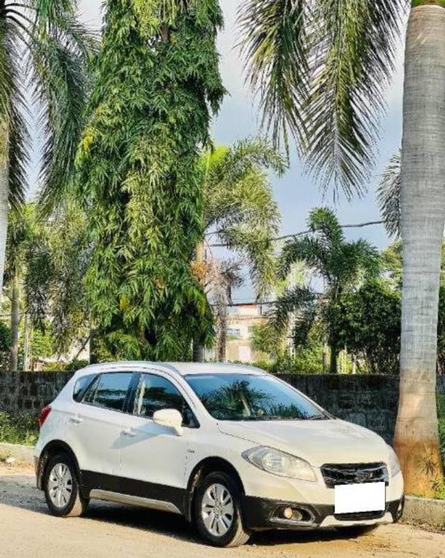 https://images10.gaadi.com/usedcar_image/4617329/original/processed_696c06ca-eb74-4e9f-9394-7771af7e69d3.jpg?imwidth=6400