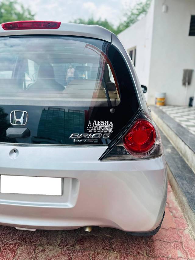 https://images10.gaadi.com/usedcar_image/4617330/original/processed_73a304098cc71da584c79f9ca40f5e4d.jpg?imwidth=6401