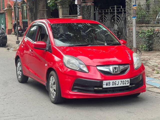 https://images10.gaadi.com/usedcar_image/4617336/original/processed_788fbeb9127a1f7dae75e3608ed59fa4.jpg?imwidth=6400
