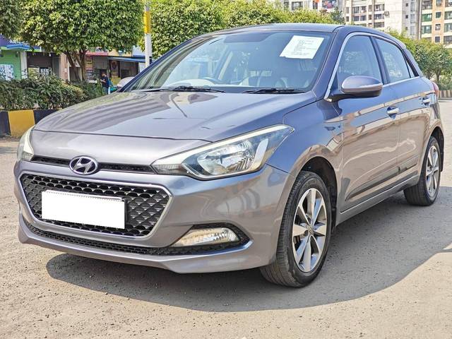 https://images10.gaadi.com/usedcar_image/4617361/original/processed_74e792db5f5babc5896a643d8dede066.jpg?imwidth=6402
