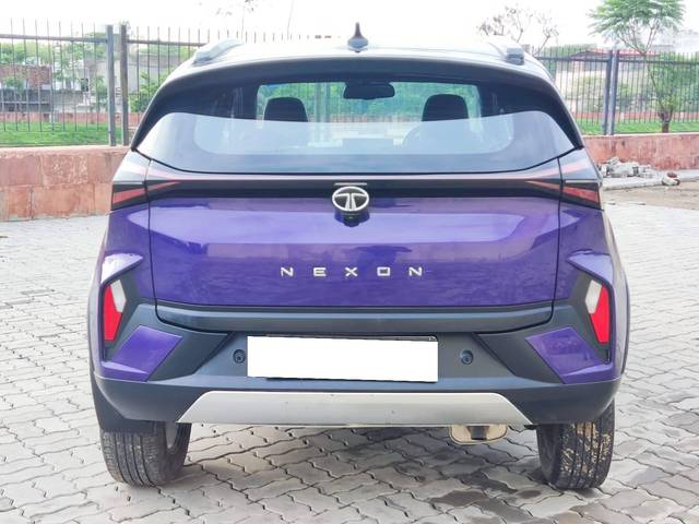 https://images10.gaadi.com/usedcar_image/4617372/original/processed_e2cbb21041e381dd6c6e9f16e76c948b.jpg?imwidth=6402