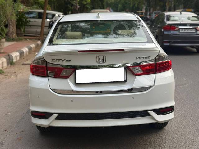 https://images10.gaadi.com/usedcar_image/4617429/original/processed_696a64bfbd3fff342f880d220b80a8bb.jpg?imwidth=6401