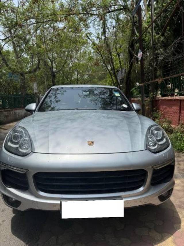 https://images10.gaadi.com/usedcar_image/4617431/original/processed_8635cac2-daa7-4428-8811-be5583fb613a.jpg?imwidth=6400
