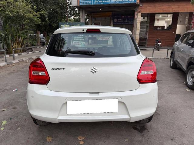 https://images10.gaadi.com/usedcar_image/4617485/original/processed_73d625eb-d731-444f-b1b5-44b84736281b.jpg?imwidth=6401