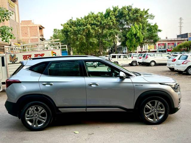 https://images10.gaadi.com/usedcar_image/4617502/original/processed_91dc87f4-a8b8-426c-93e5-2432566935b6.jpg?imwidth=6401