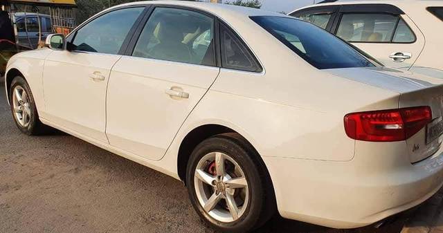 https://images10.gaadi.com/usedcar_image/4617531/original/processed_a8137c825926ef67d97a8d60e5c5f710.jpg?imwidth=6402