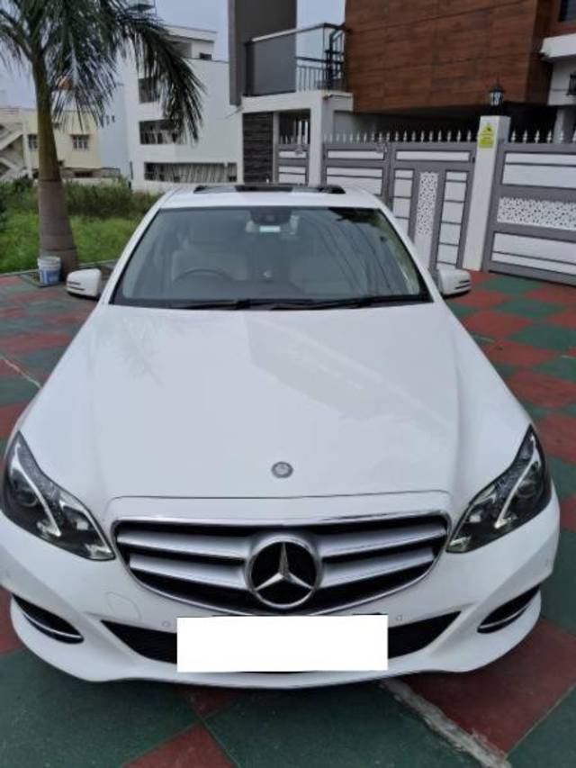 https://images10.gaadi.com/usedcar_image/4617582/original/processed_3dc3fa4a-d626-41fb-9e9c-98c461f2801b.jpg?imwidth=6402