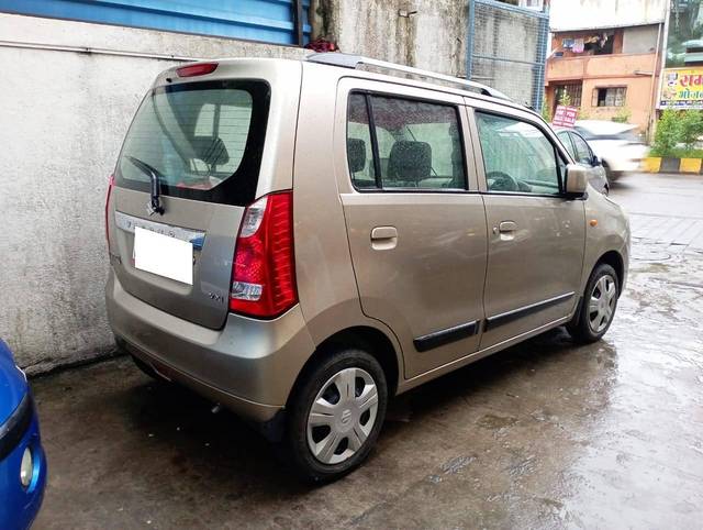 https://images10.gaadi.com/usedcar_image/4617589/original/processed_421d91065f6116398cbba2f7b6c15e12.jpeg?imwidth=6401