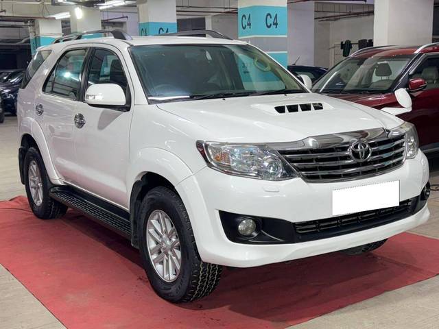 https://images10.gaadi.com/usedcar_image/4617598/original/processed_f9161564f6806215dad601ff7220e017.jpg?imwidth=6400