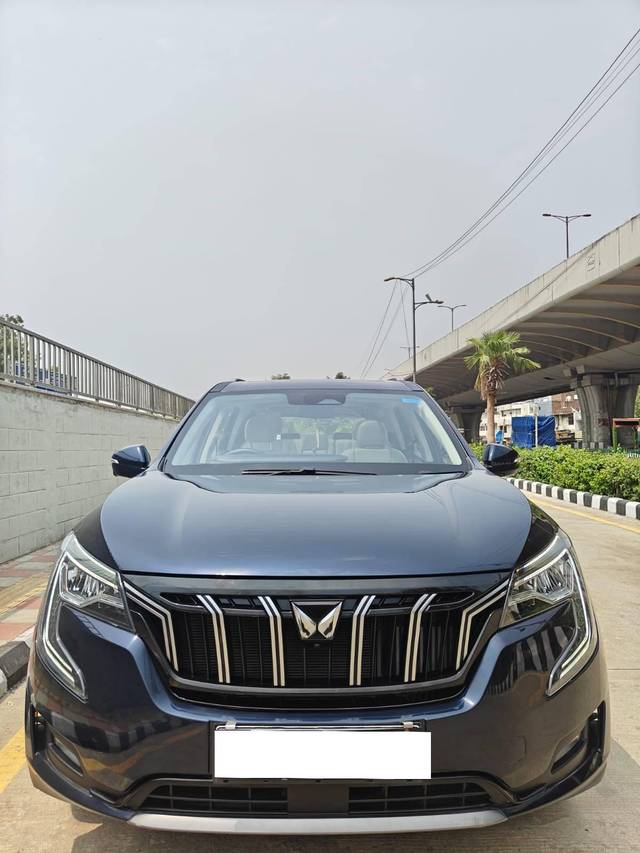 https://images10.gaadi.com/usedcar_image/4617614/original/processed_c6d28fefeab4b77f42fafbb979a4381a.jpg?imwidth=6402