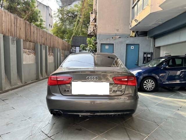 https://images10.gaadi.com/usedcar_image/4617635/original/processed_6f462a2d6d29f42bdc65142f39d9439e.jpg?imwidth=6401
