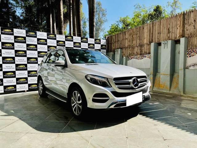 https://images10.gaadi.com/usedcar_image/4617645/original/processed_ef0cc122496fb77fa214b6f33eaf69e2.jpg?imwidth=6400