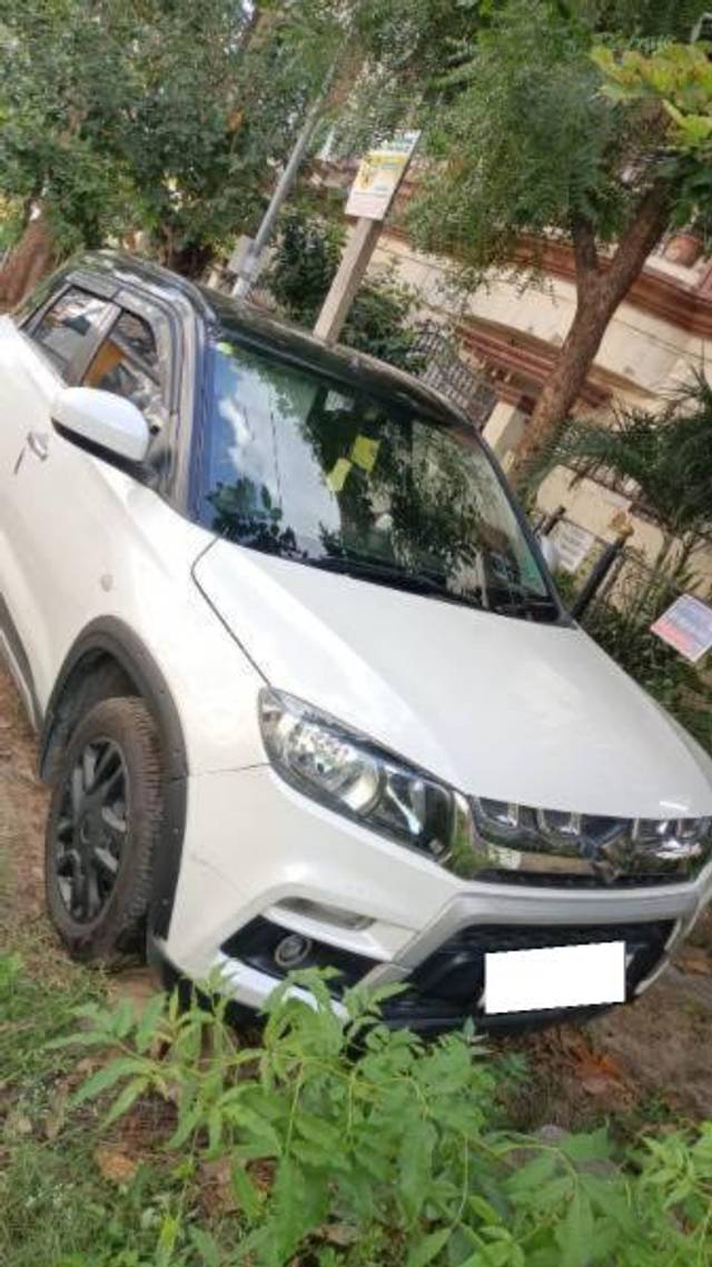 https://images10.gaadi.com/usedcar_image/4617655/original/processed_8e902758-57f8-4e67-af56-41d23204bef0.jpg?imwidth=6400