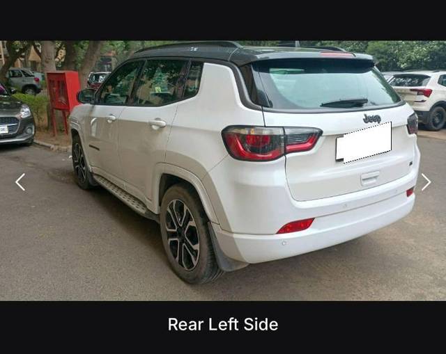 https://images10.gaadi.com/usedcar_image/4617672/original/processed_bf4bc824-5fea-4600-aa40-dc85c7d81b40.jpeg?imwidth=6401