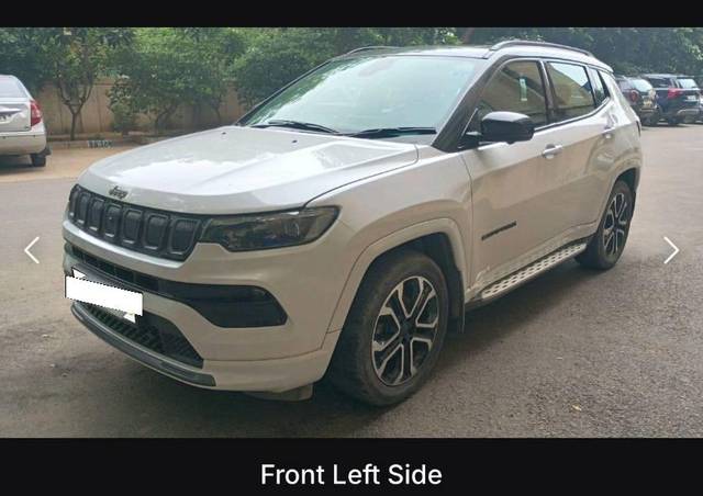 https://images10.gaadi.com/usedcar_image/4617672/original/processed_e56e58d0-e767-4647-add4-9edb11de86df.jpeg?imwidth=6402