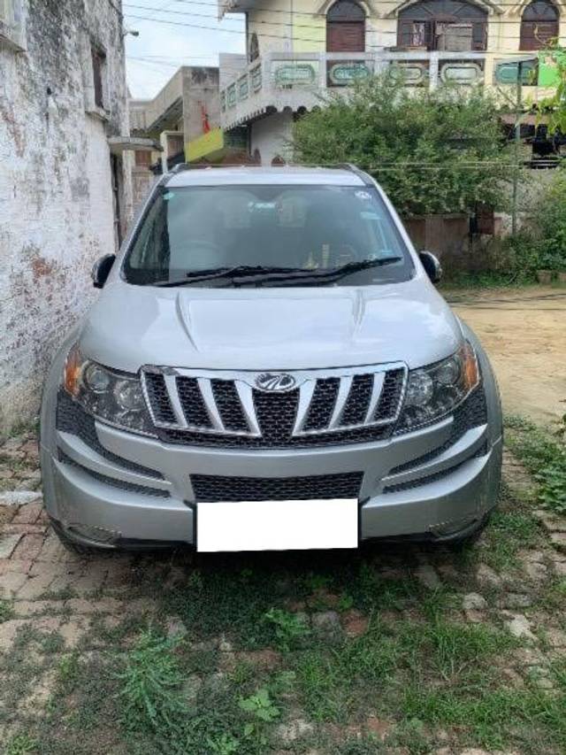 https://images10.gaadi.com/usedcar_image/4617698/original/processed_74fb9dc8-3cab-4aec-a18c-dec14d03392e.jpeg?imwidth=6400