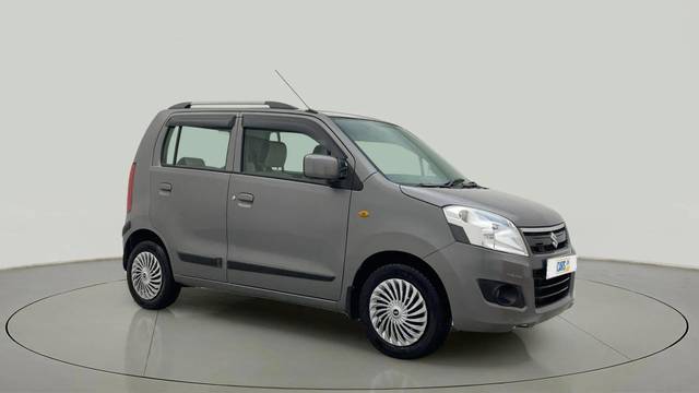 https://images10.gaadi.com/usedcar_image/4617712/original/c3bd7b6f50f92acfe29d56c10a394ba6.jpg?imwidth=6400