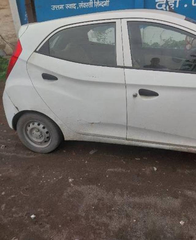 https://images10.gaadi.com/usedcar_image/4617713/original/processed_f2eed245-a052-4146-91f7-f6de3c755a27.jpg?imwidth=6401