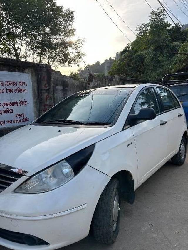https://images10.gaadi.com/usedcar_image/4617724/original/processed_ed6b2b11-b939-473c-b930-b0079961a7f3.jpeg?imwidth=6402