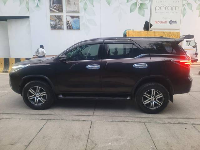 https://images10.gaadi.com/usedcar_image/4617726/original/processed_e018d9fce73b1008565f23b29cd9574b.jpg?imwidth=6402