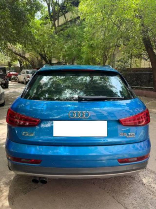 https://images10.gaadi.com/usedcar_image/4617739/original/processed_763b6a32-def8-4ff8-af25-bb0e36aa8655.jpg?imwidth=6401
