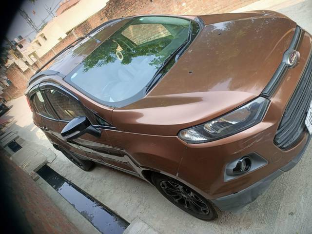 https://images10.gaadi.com/usedcar_image/4617748/original/processed_2dfdb777-5c4c-46e6-b4d3-c7aa413c1c55.jpg?imwidth=6402
