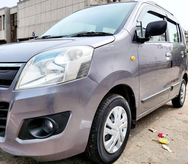 https://images10.gaadi.com/usedcar_image/4617760/original/processed_7a79e5e7fdd53e13a2e1e100ac989492.jpg?imwidth=6400