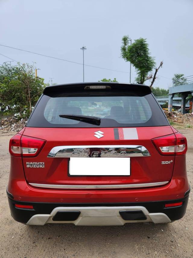 https://images10.gaadi.com/usedcar_image/4617772/original/processed_d54fbacd6d4c8b68699954baa53e10aa.jpg?imwidth=6402