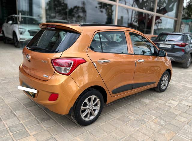 https://images10.gaadi.com/usedcar_image/4617806/original/processed_74d9a9c218344954ad24a3a36d59e1d6.jpg?imwidth=6401