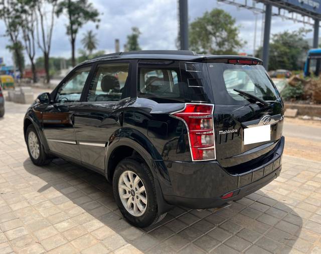 https://images10.gaadi.com/usedcar_image/4617859/original/processed_ce03b2c2145178caecd57d28c177a298.jpg?imwidth=6402