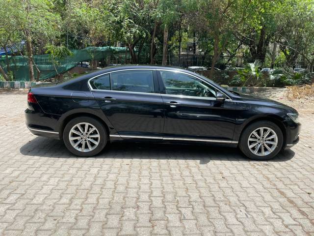 https://images10.gaadi.com/usedcar_image/4617867/original/ed0908db57088bd1c207a5a2a24a3a41.jpg?imwidth=6401