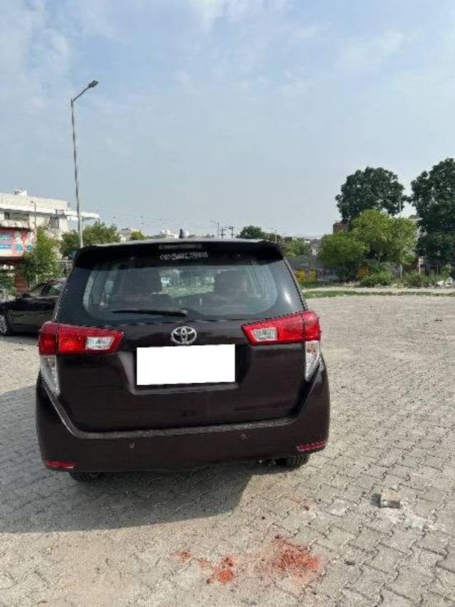 https://images10.gaadi.com/usedcar_image/4617903/original/processed_04852516-980a-491d-8c8c-d3fbacbfec44.jpeg?imwidth=6401
