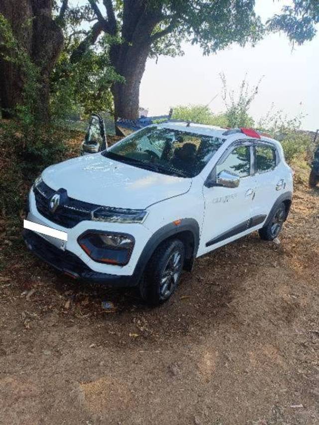 https://images10.gaadi.com/usedcar_image/4617906/original/processed_42b93622-5262-49d0-810a-6729dabb2228.jpg?imwidth=6401