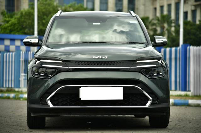 https://images10.gaadi.com/usedcar_image/4617909/original/processed_3db7b92949f6ad25bf57b12177d00398.jpg?imwidth=6400