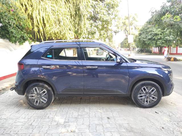 https://images10.gaadi.com/usedcar_image/4617911/original/947f0add2fab55c39efa558604ab6e8a.jpg?imwidth=6401