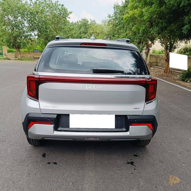 https://images10.gaadi.com/usedcar_image/4617915/original/processed_90e7fa8b66f733ae124e3ec97e1e32f9.jpg?imwidth=6402