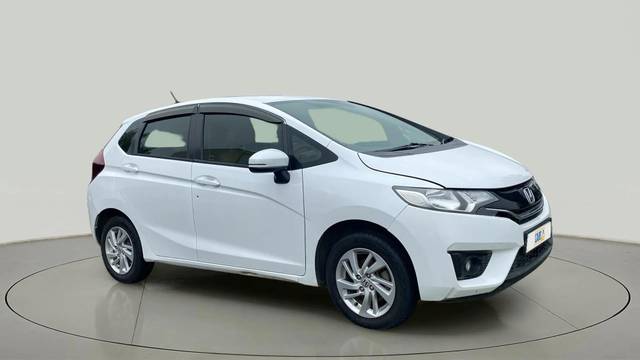 https://images10.gaadi.com/usedcar_image/4617916/original/78981da2e29872a33ddb5ee72bdfaf2a.jpg?imwidth=6400