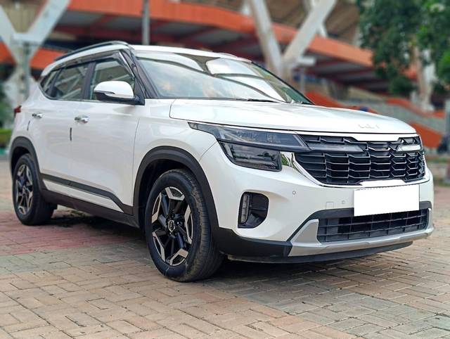 https://images10.gaadi.com/usedcar_image/4617937/original/processed_0b5f1fb7ba698bf5dbcfb6241e188117.jpg?imwidth=6400