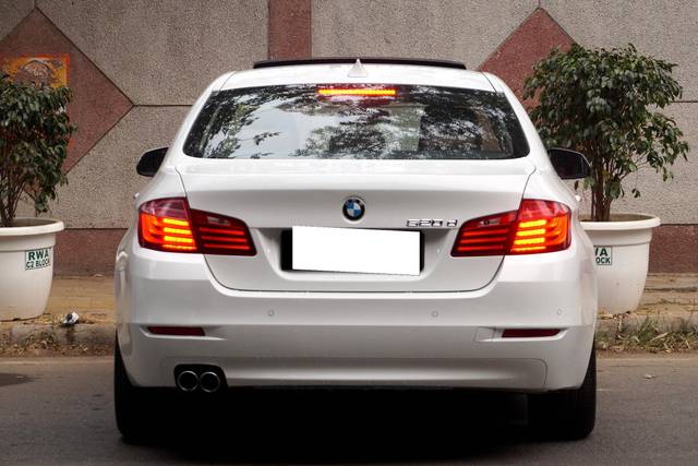 https://images10.gaadi.com/usedcar_image/4617970/original/processed_2e13cd734c1f510fb0d370233751aa9c.jpg?imwidth=6401