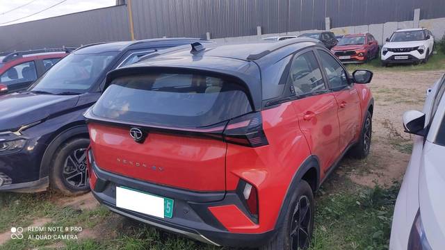 https://images10.gaadi.com/usedcar_image/4618016/original/processed_9b7cf934bd3cc5c2bc6ccf817ea62b58.jpg?imwidth=6402