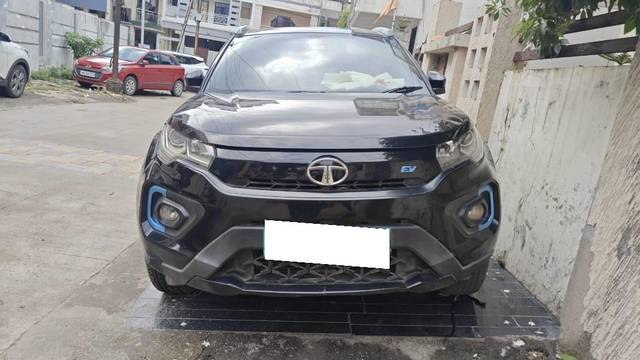https://images10.gaadi.com/usedcar_image/4618025/original/processed_628912a4-5791-41fc-b589-2a27914b5014.jpeg?imwidth=6400