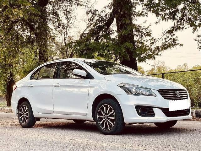 https://images10.gaadi.com/usedcar_image/4618045/original/processed_cb76225a-3a34-4539-9e08-ed0e63d47071.jpeg?imwidth=6400