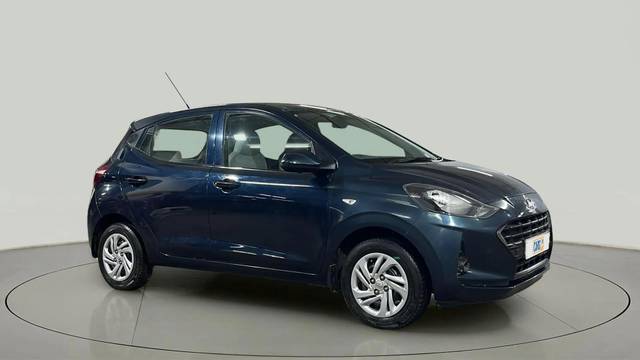 https://images10.gaadi.com/usedcar_image/4618049/original/a8341768664bb97835a157e23c9e98a0.jpg?imwidth=6400