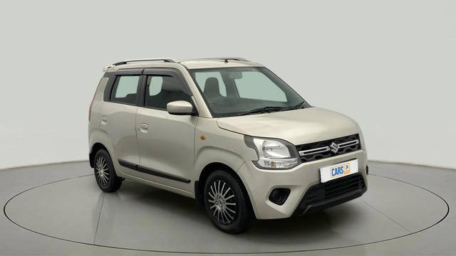 https://images10.gaadi.com/usedcar_image/4618060/original/739ce7129a2e62082eaa9507fbf505d3.jpg?imwidth=6400
