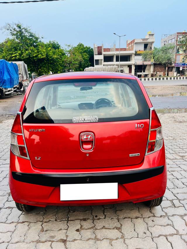 https://images10.gaadi.com/usedcar_image/4618068/original/processed_dfddac379c82d591b019ddd0eec53fb1.jpg?imwidth=6401
