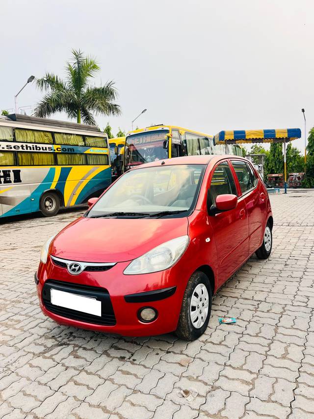 https://images10.gaadi.com/usedcar_image/4618068/original/processed_e1e79e876ca34925699cfd393c65aec9.jpg?imwidth=6400