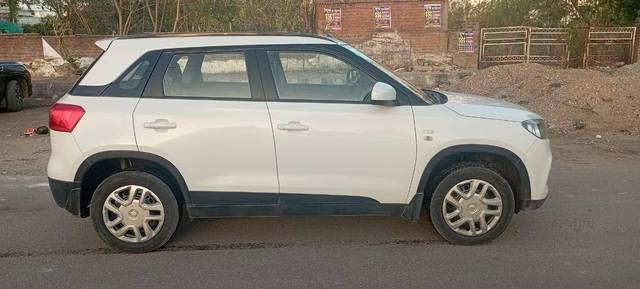 https://images10.gaadi.com/usedcar_image/4618083/original/processed_6791b98c-9bf0-4a8c-b291-272a9837e750.jpg?imwidth=6401